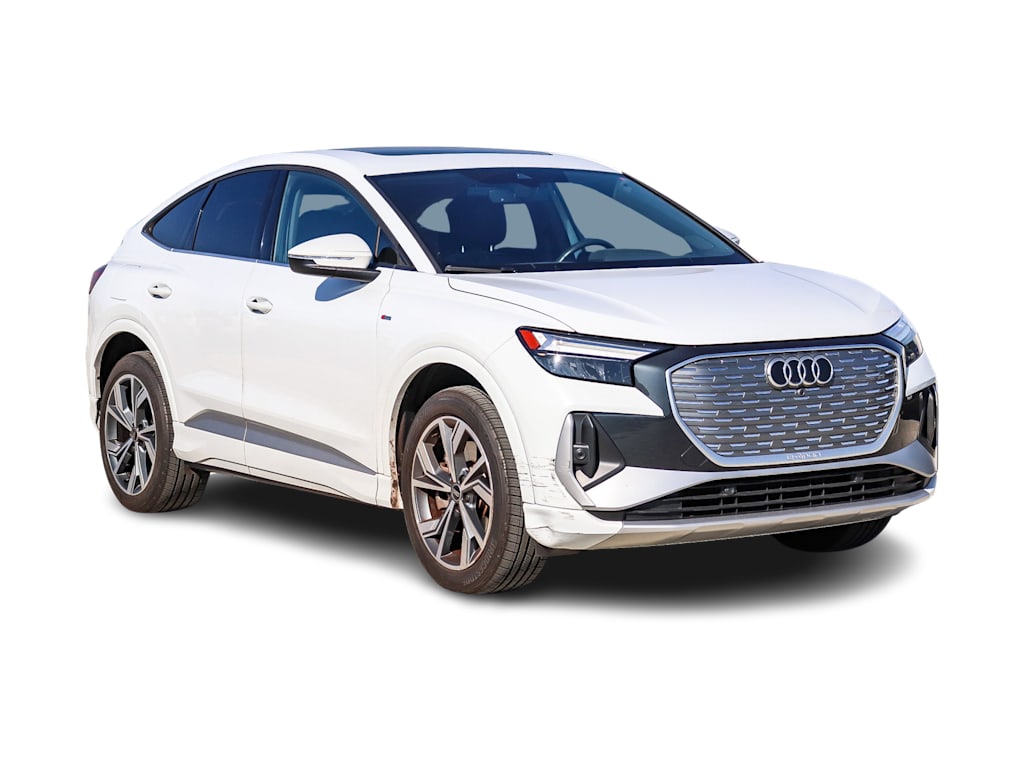 Thumbnail: 2023 Audi Q4 e-tron - 17