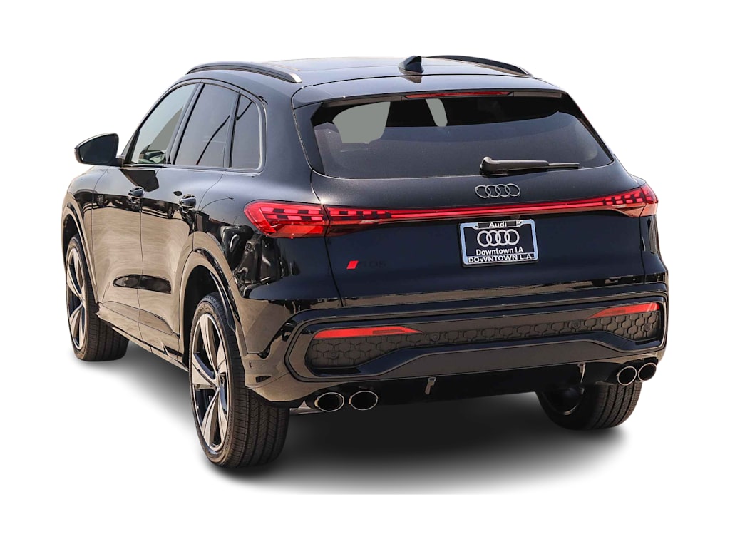 Thumbnail: 2026 Audi SQ5 - 3