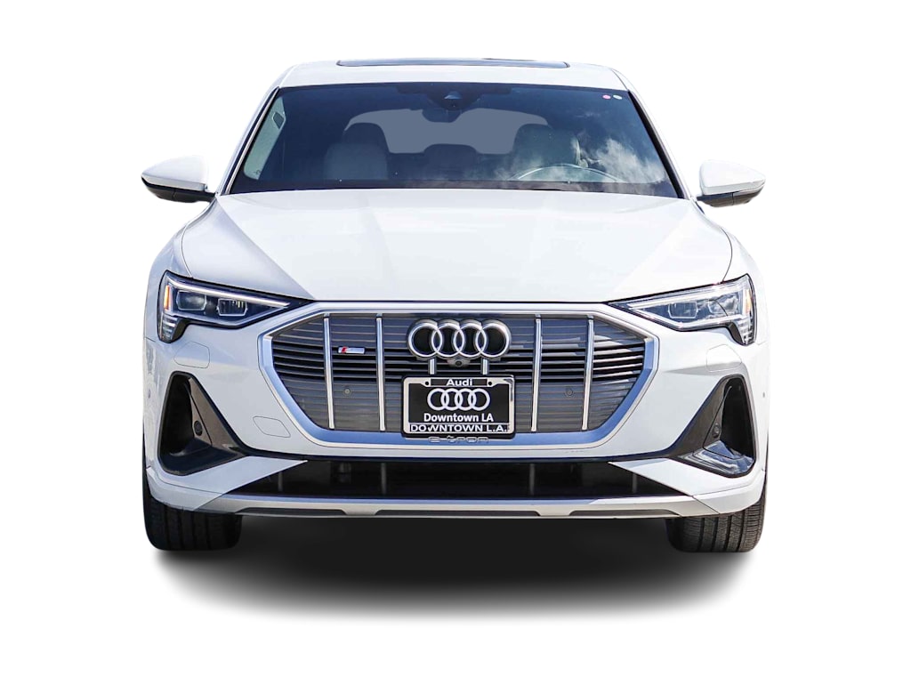 Thumbnail: 2023 Audi e-tron - 18