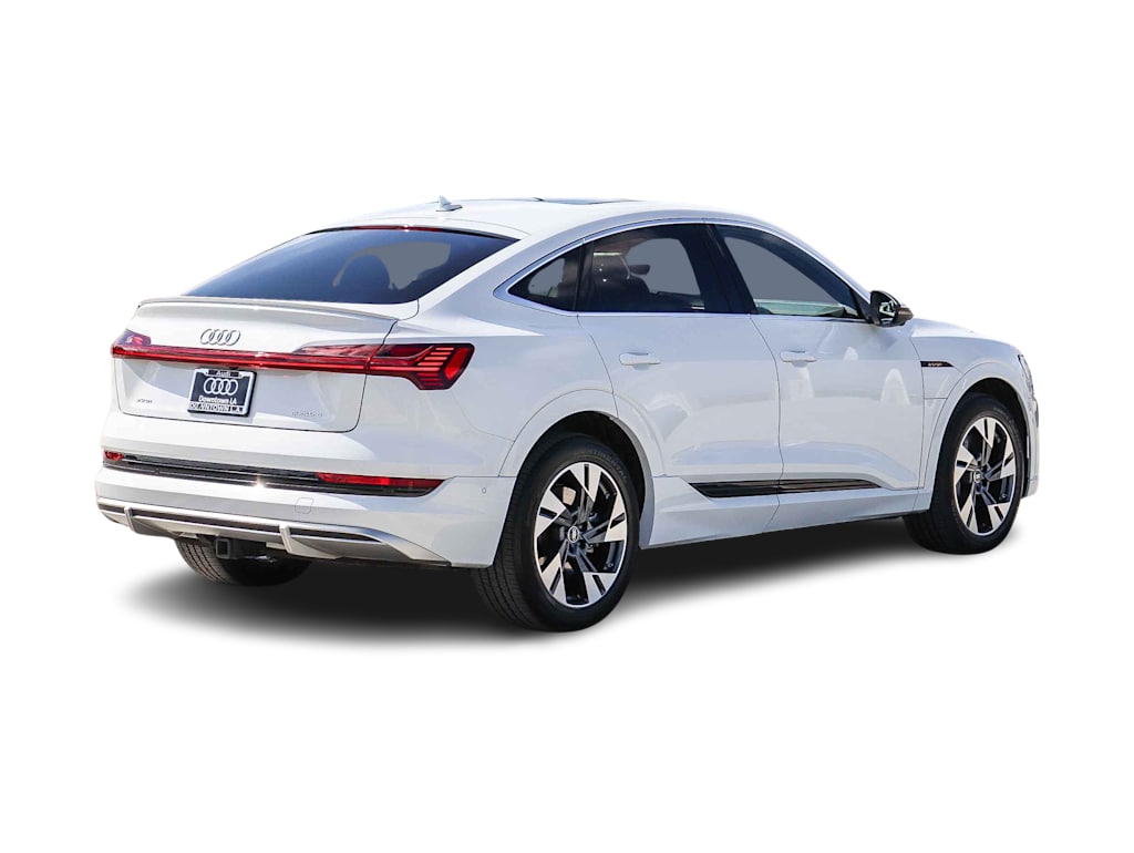 Thumbnail: 2023 Audi e-tron - 19