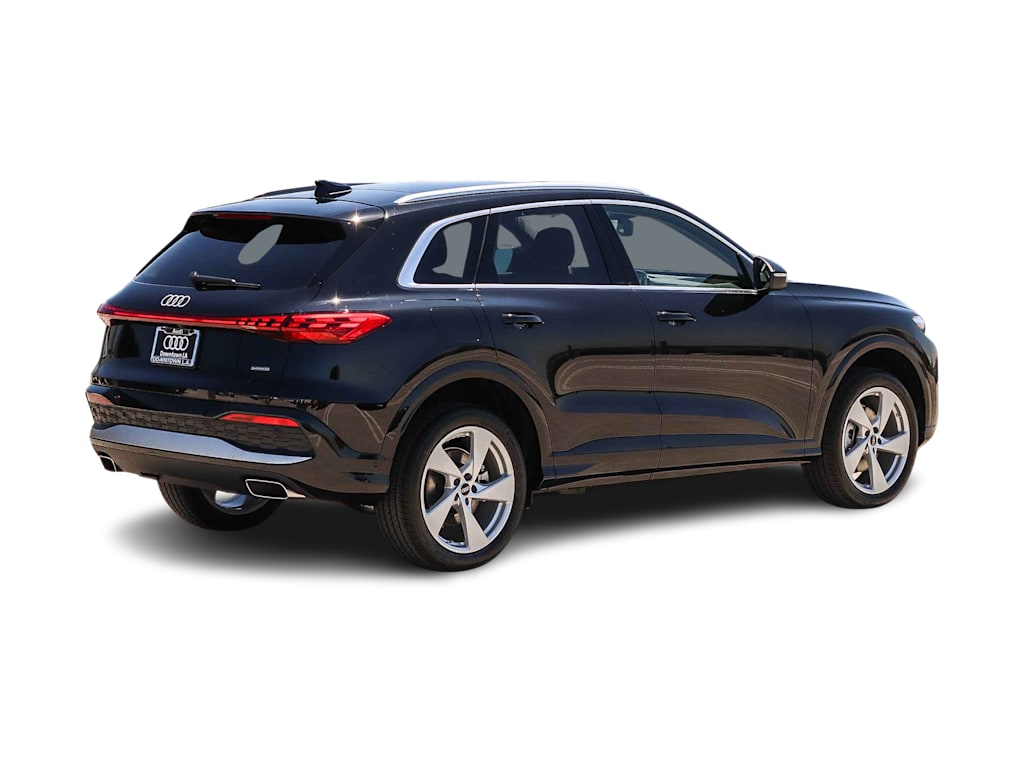 Thumbnail: 2026 Audi Q5 - 17