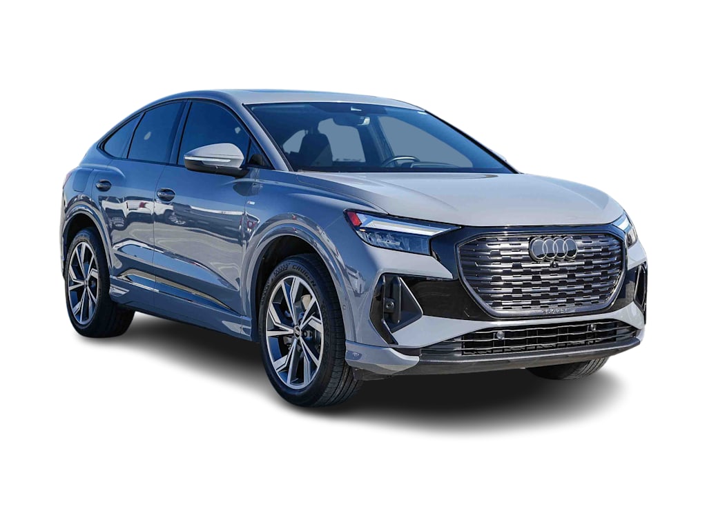 Thumbnail: 2023 Audi Q4 e-tron - 17