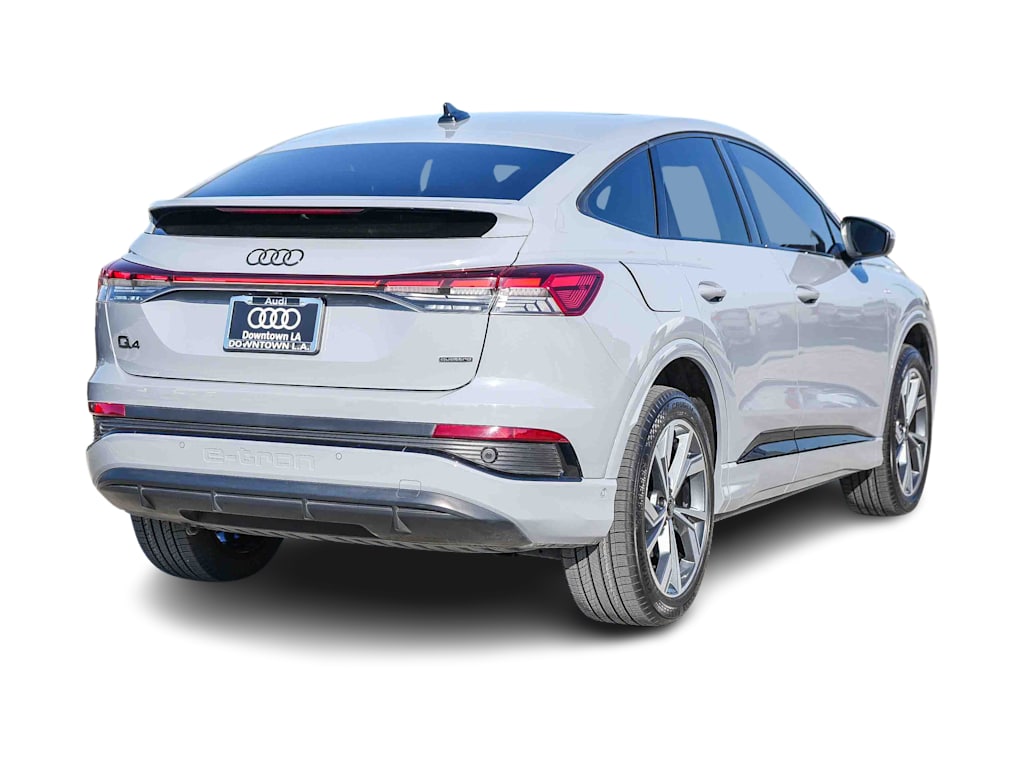 Thumbnail: 2023 Audi Q4 e-tron - 21