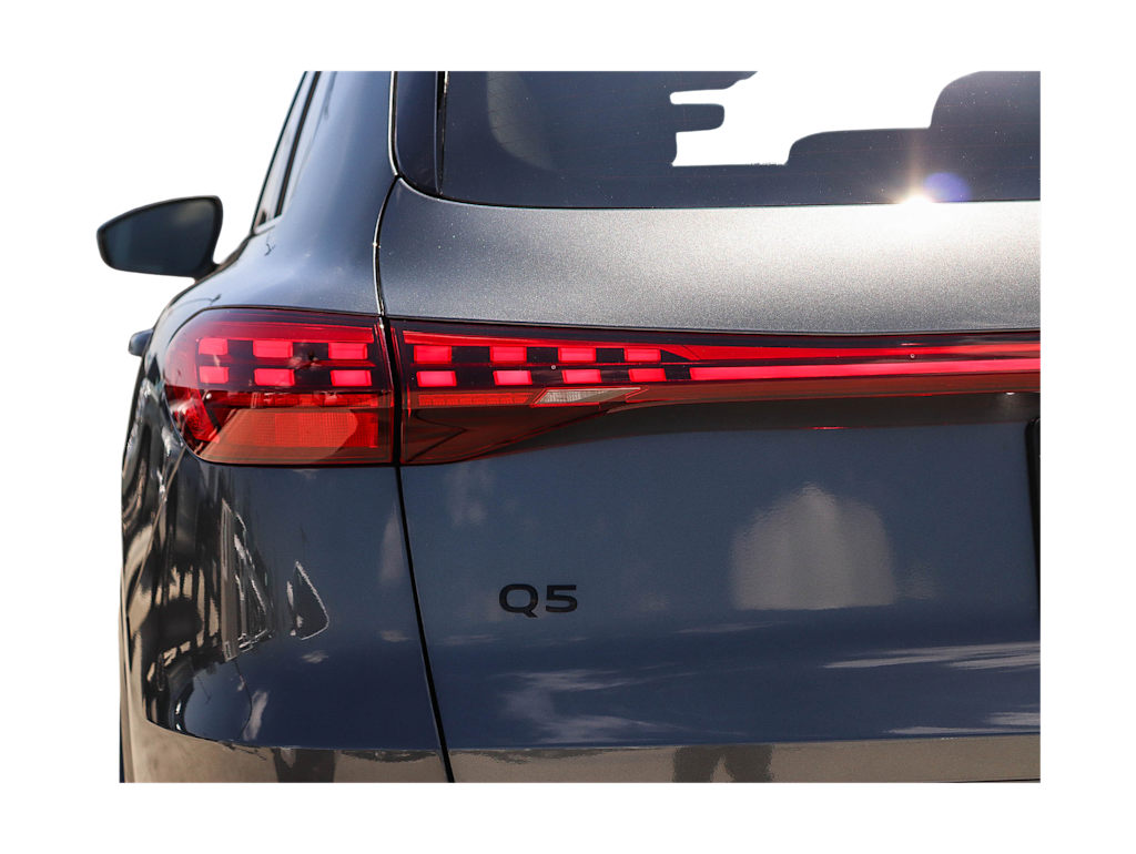Thumbnail: 2026 Audi Q5 - 22