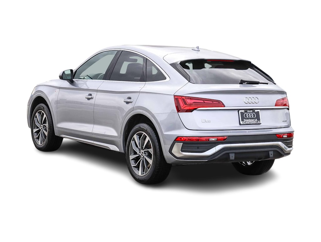 Thumbnail: 2022 Audi Q5 - 3