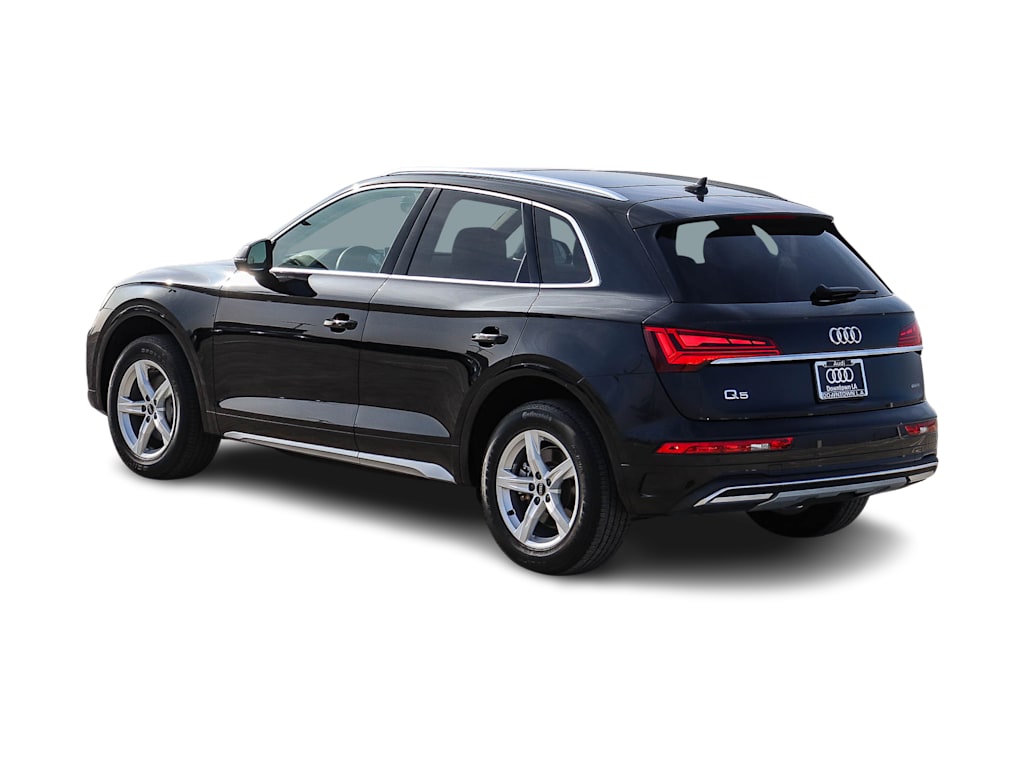 Thumbnail: 2023 Audi Q5 - 3