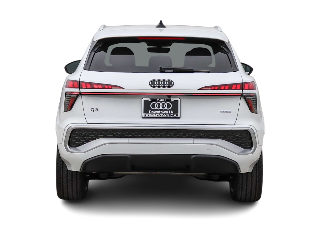 Thumbnail: 2026 Audi Q3 - 4