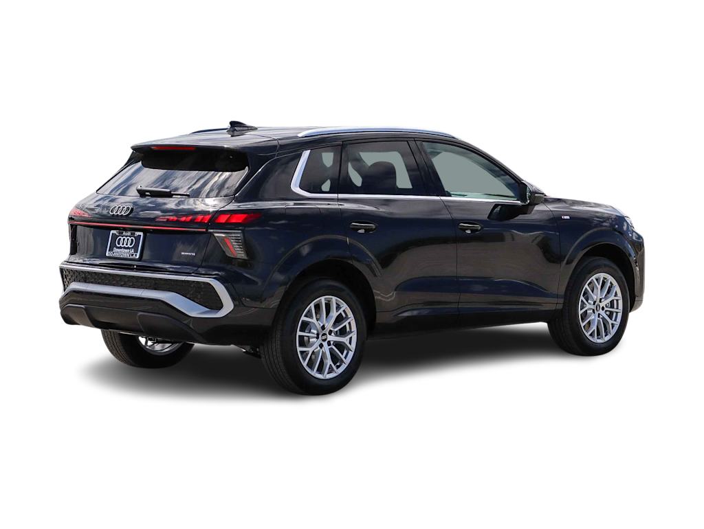 Thumbnail: 2026 Audi Q3 - 18
