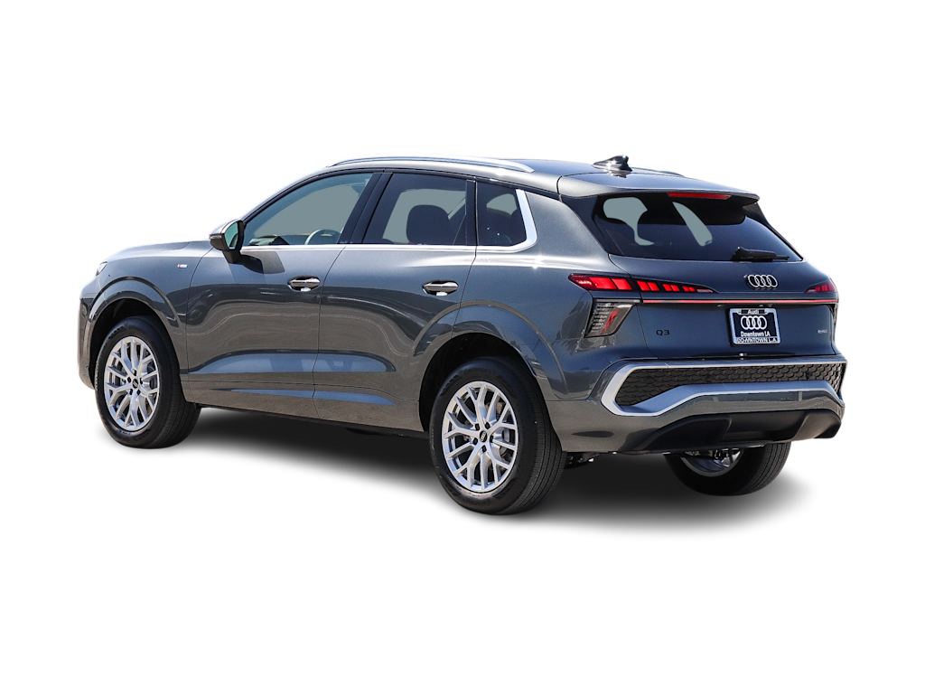 Thumbnail: 2026 Audi Q3 - 3