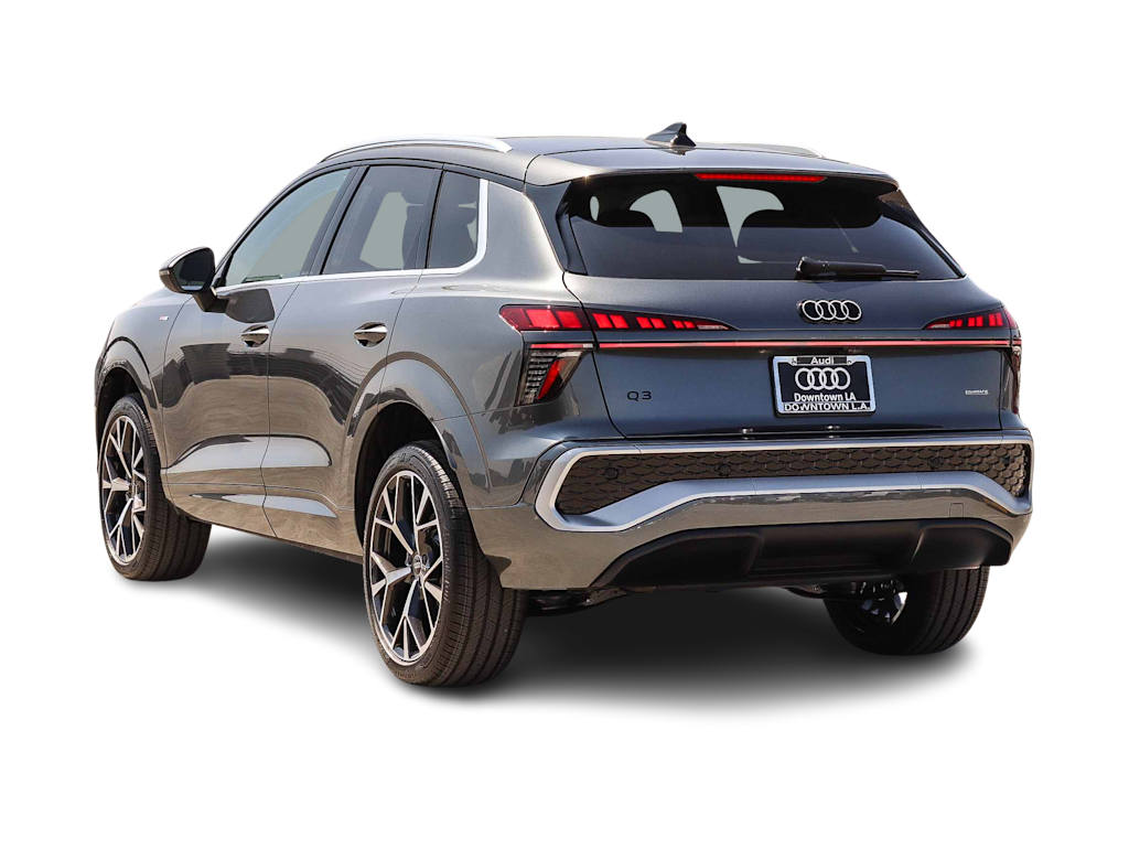 Thumbnail: 2026 Audi Q3 - 3