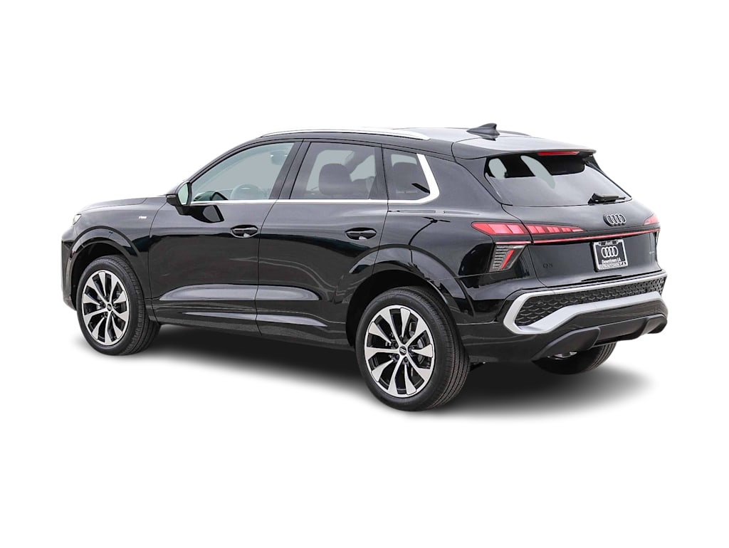Thumbnail: 2026 Audi Q3 - 3