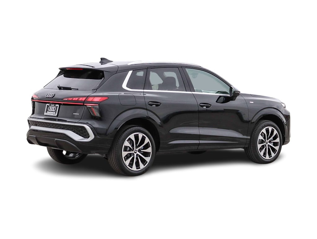 Thumbnail: 2026 Audi Q3 - 18