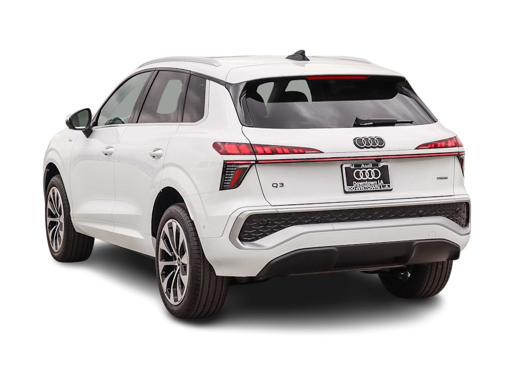 Thumbnail: 2026 Audi Q3 - 3