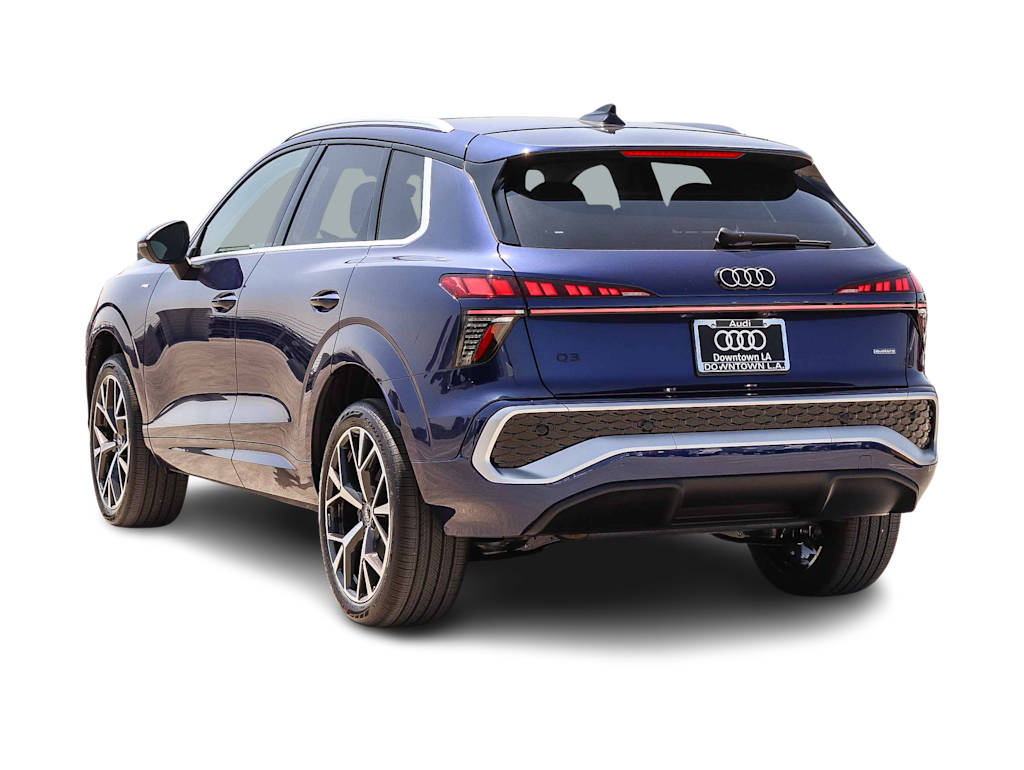 Thumbnail: 2026 Audi Q3 - 3