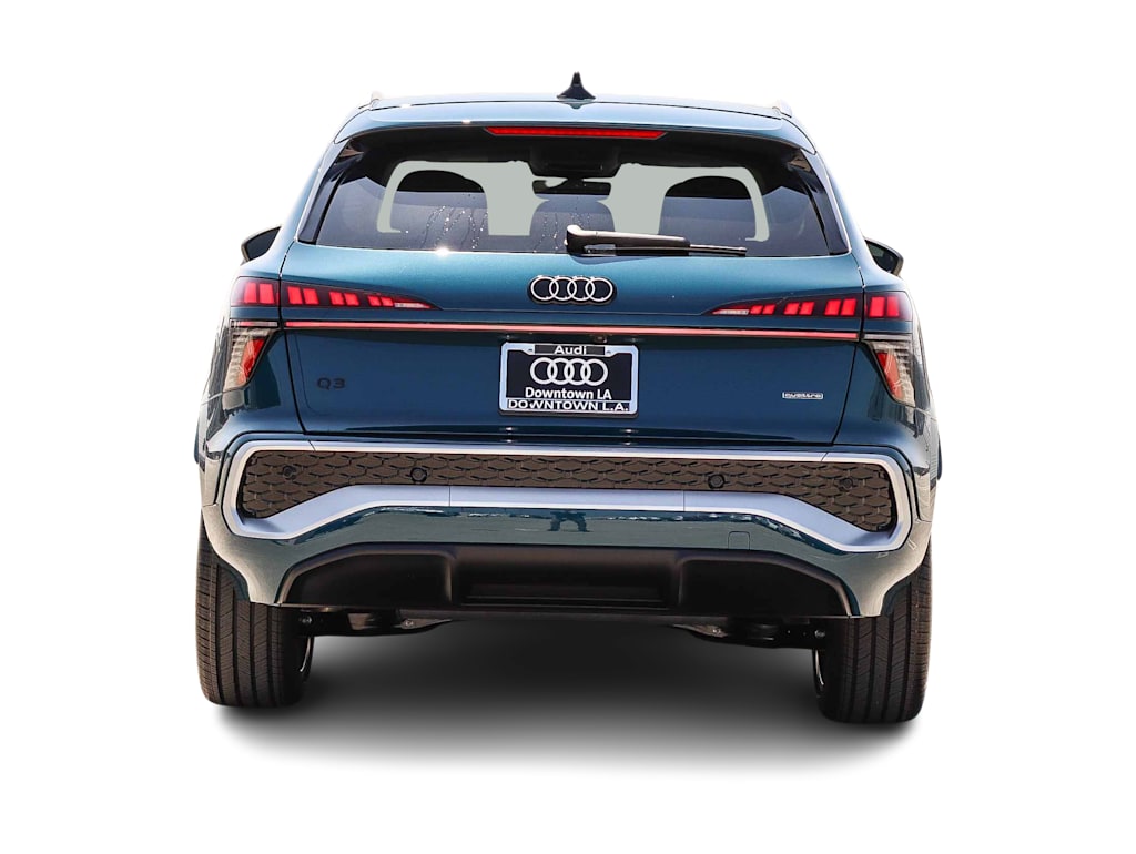 Thumbnail: 2026 Audi Q3 - 4
