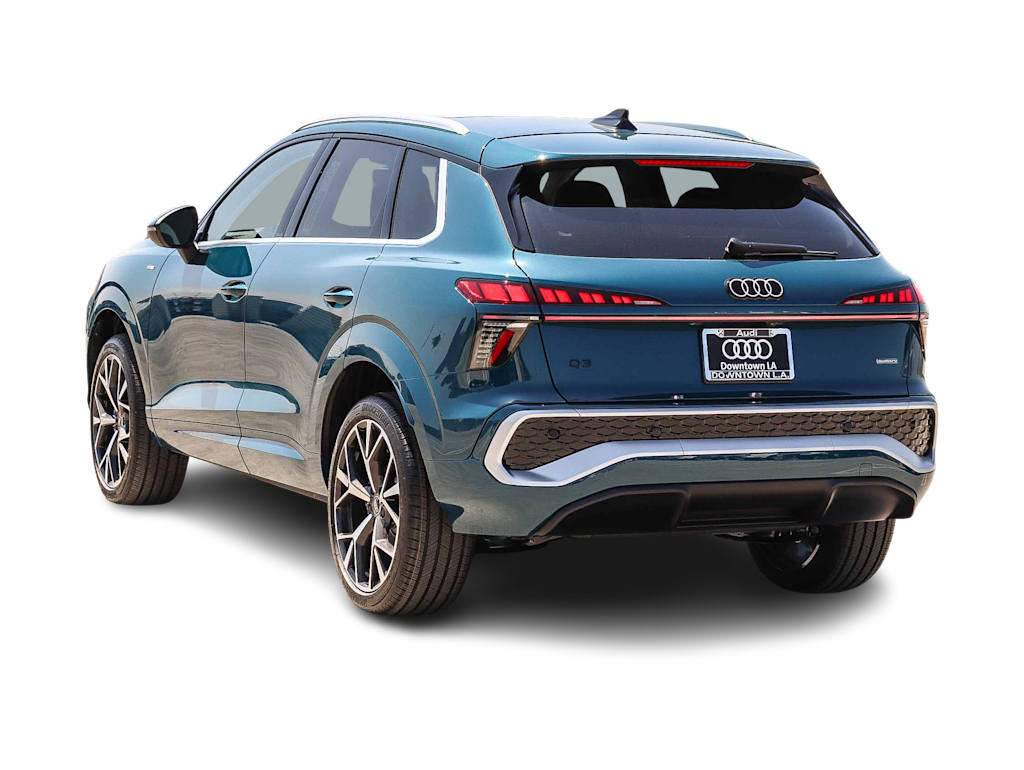 Thumbnail: 2026 Audi Q3 - 3