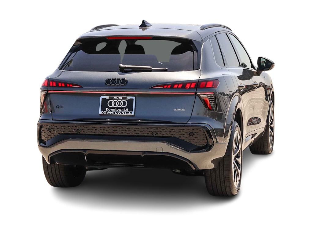 Thumbnail: 2026 Audi Q3 - 17