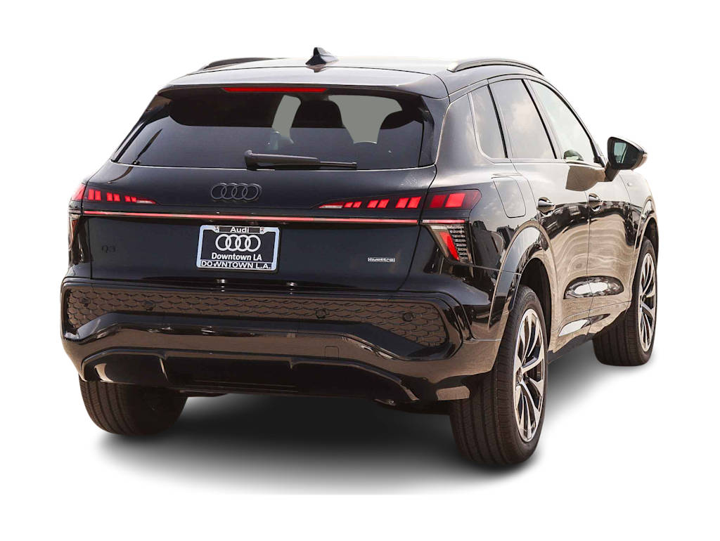 Thumbnail: 2026 Audi Q3 - 18