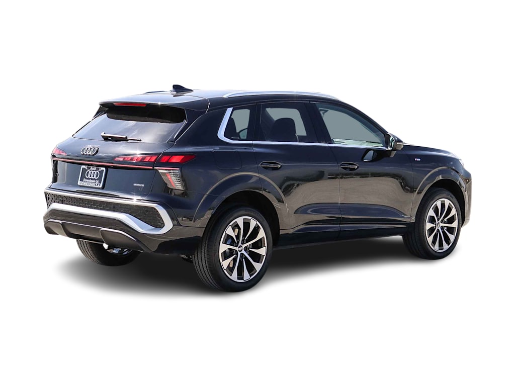 Thumbnail: 2026 Audi Q3 - 18
