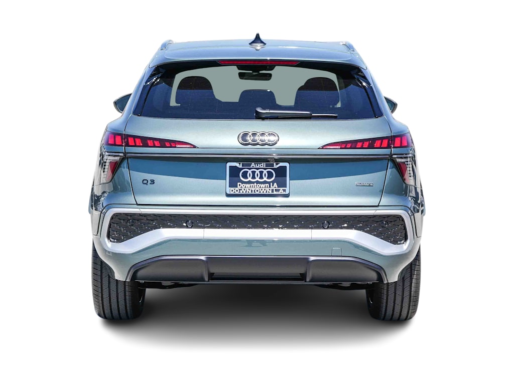 Thumbnail: 2026 Audi Q3 - 4