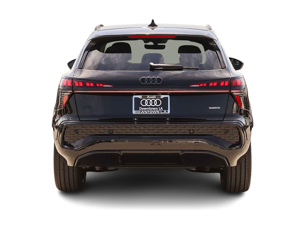 Thumbnail: 2026 Audi Q3 - 4