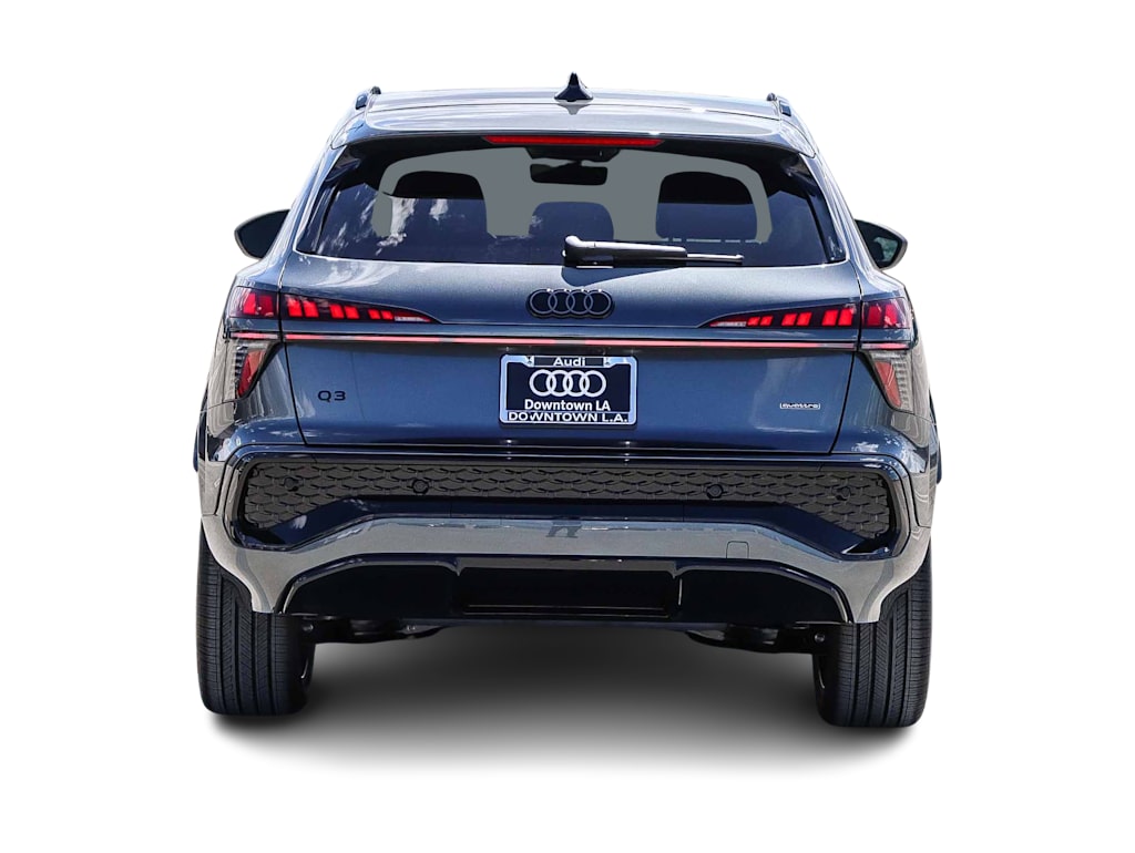 Thumbnail: 2026 Audi Q3 - 4