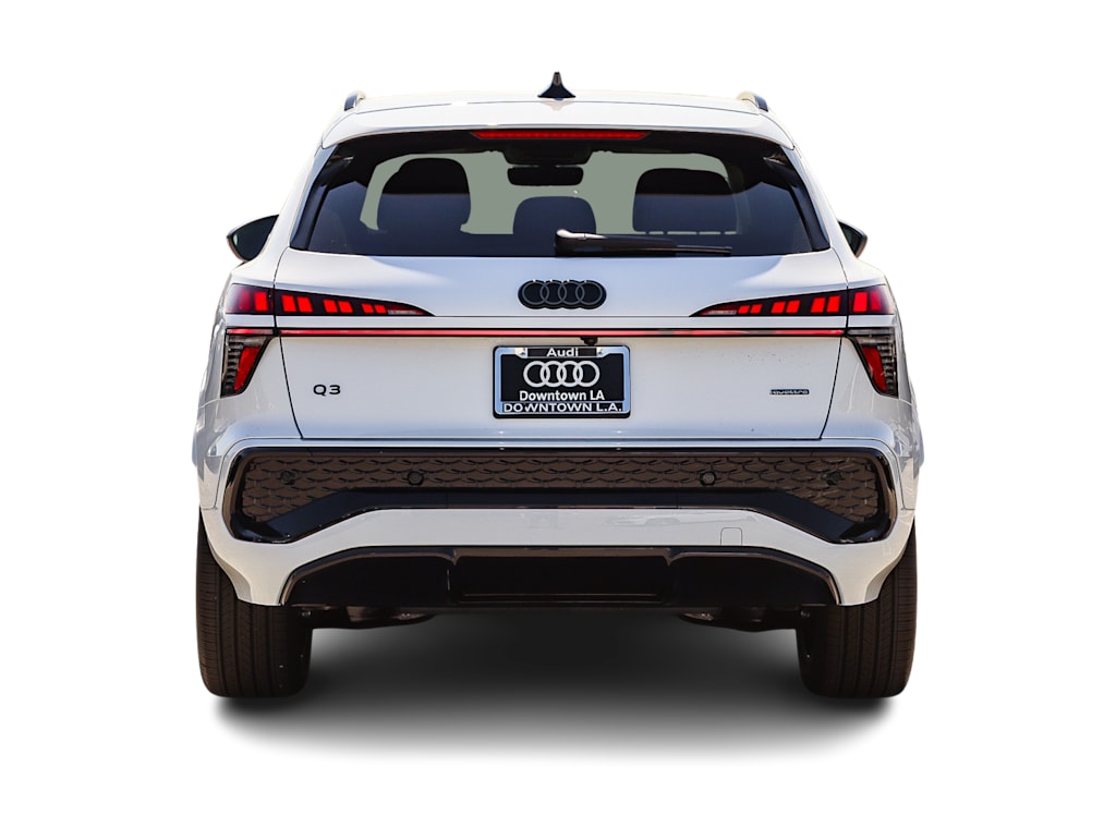 Thumbnail: 2026 Audi Q3 - 4