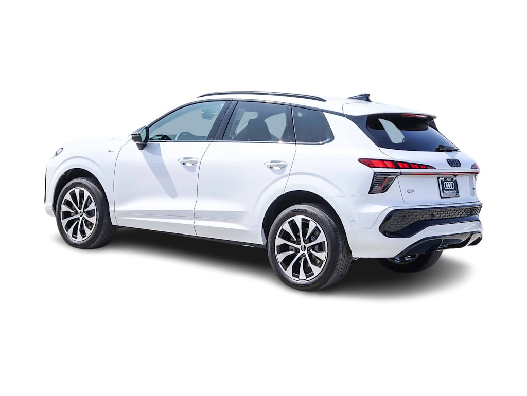 Thumbnail: 2026 Audi Q3 - 4