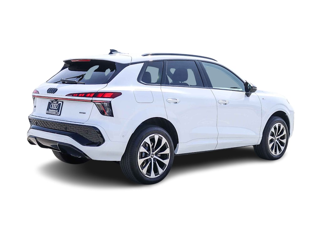 Thumbnail: 2026 Audi Q3 - 19