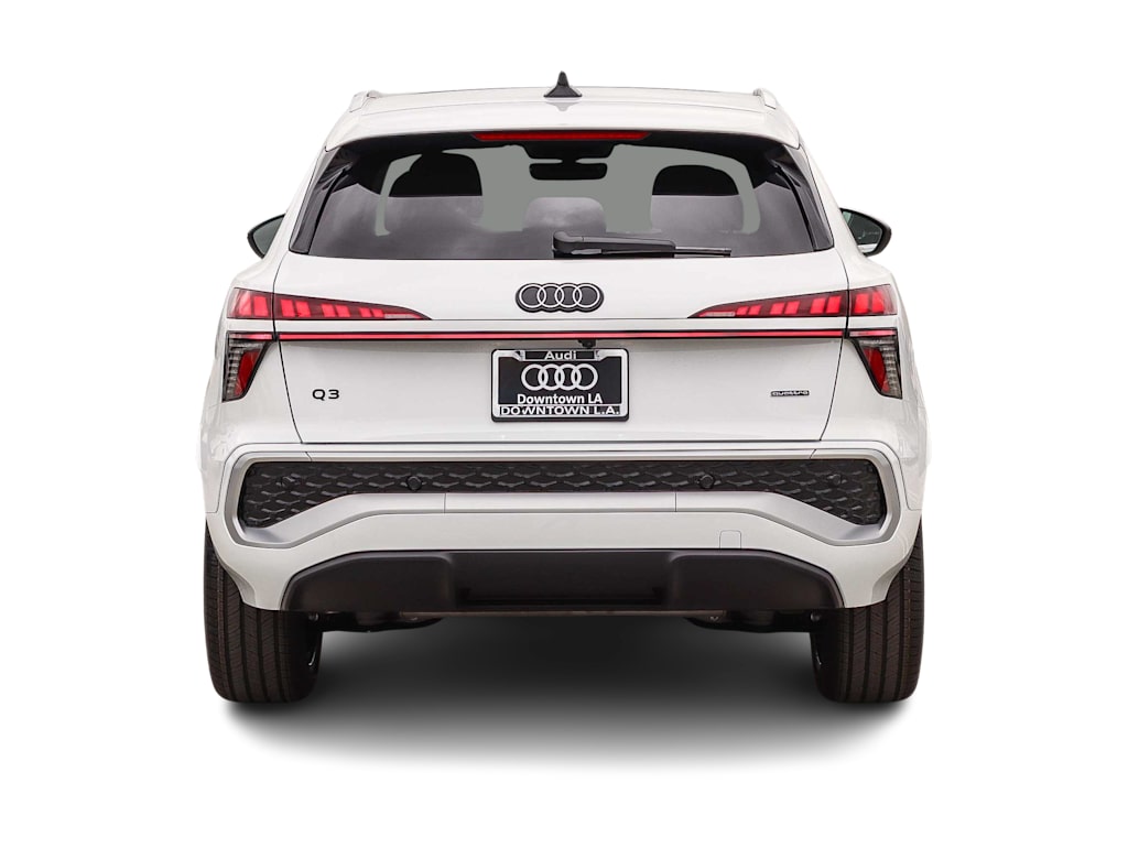 Thumbnail: 2026 Audi Q3 - 4