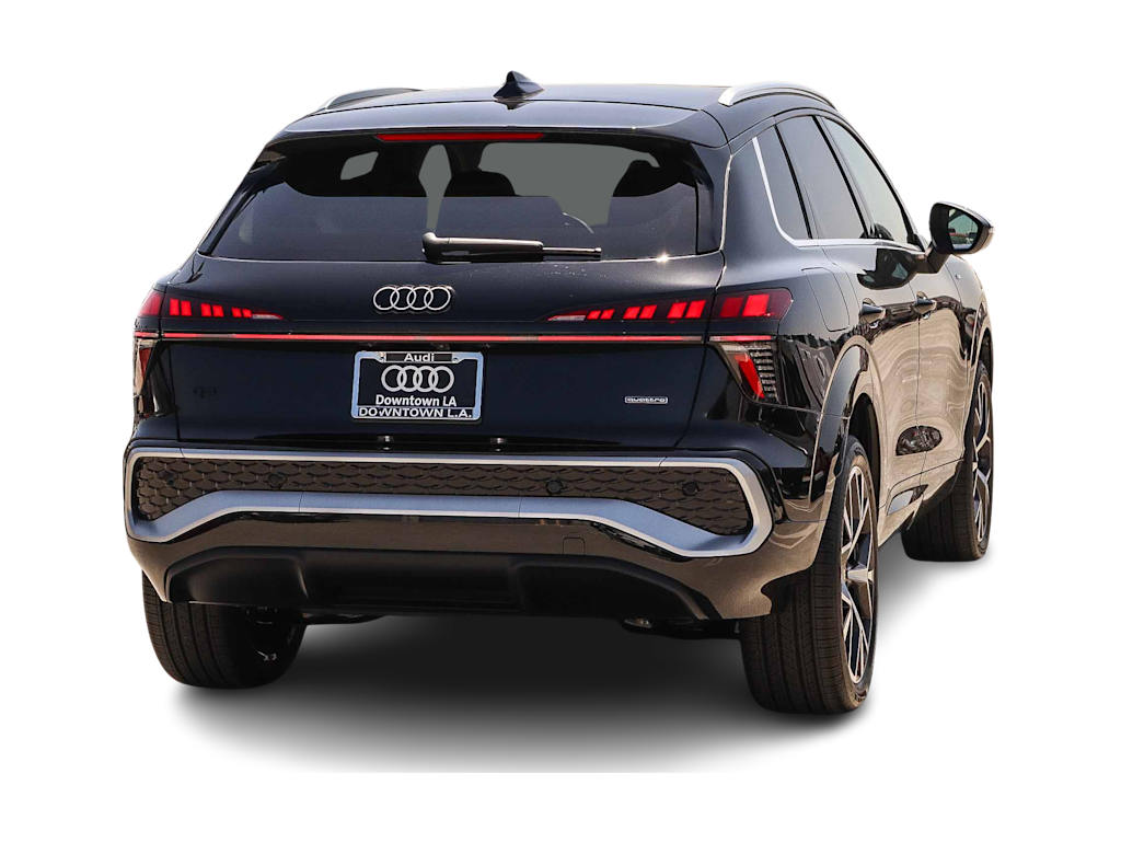 Thumbnail: 2026 Audi Q3 - 20