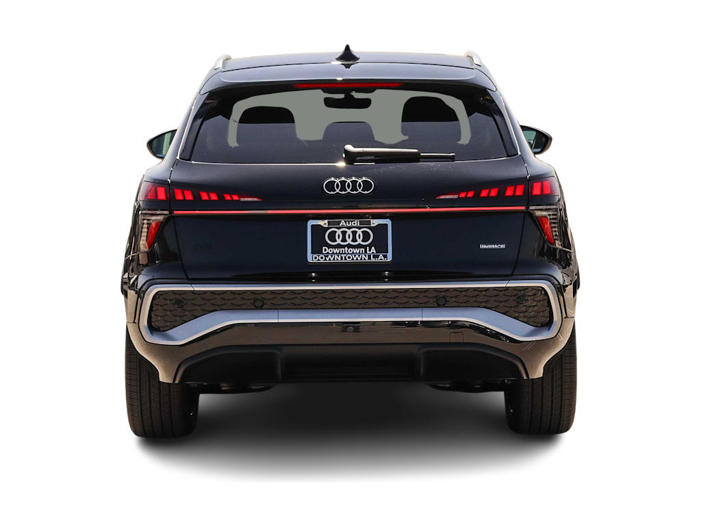 Thumbnail: 2026 Audi Q3 - 4