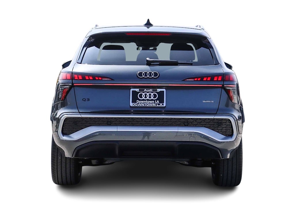 Thumbnail: 2026 Audi Q3 - 4