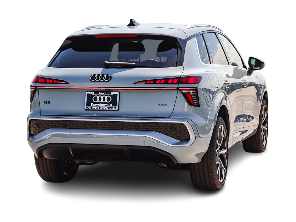 Thumbnail: 2026 Audi Q3 - 18