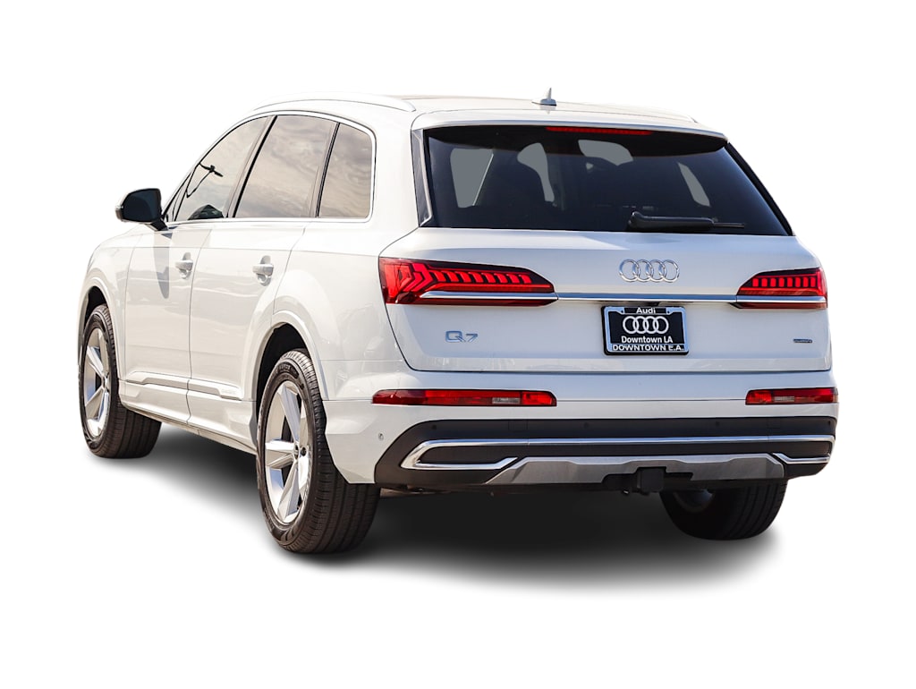 Thumbnail: 2023 Audi Q7 - 3