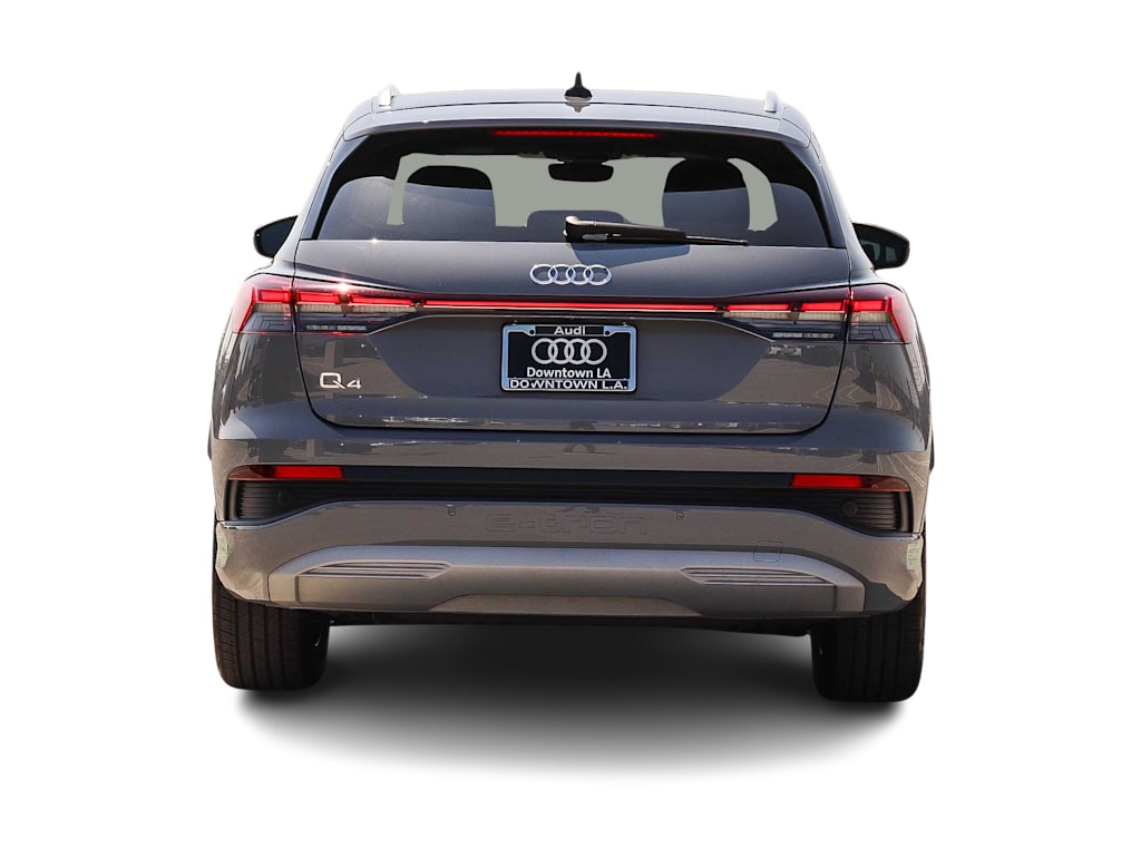 Thumbnail: 2023 Audi Q4 e-tron - 4
