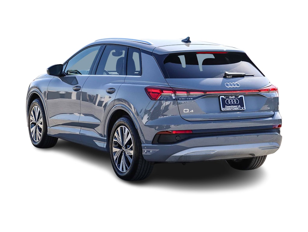 Thumbnail: 2024 Audi Q4 e-tron - 3
