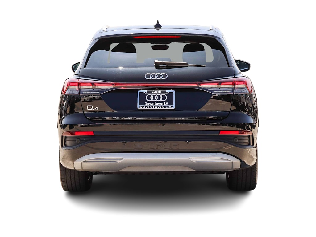 Thumbnail: 2023 Audi Q4 e-tron - 4