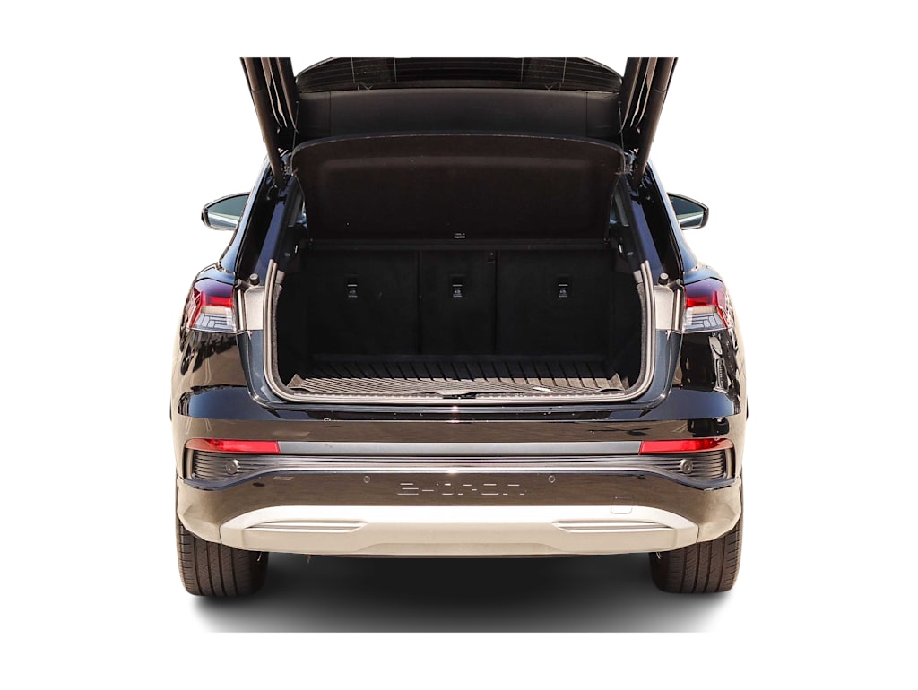 Thumbnail: 2023 Audi Q4 e-tron - 16