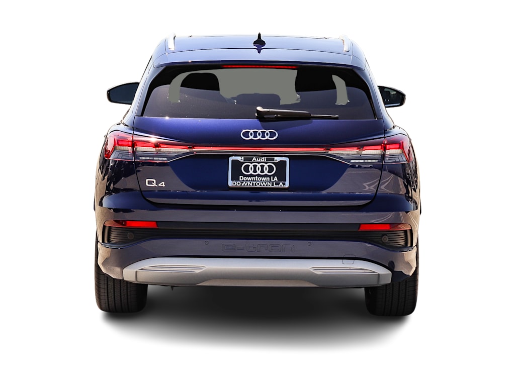 Thumbnail: 2023 Audi Q4 e-tron - 4