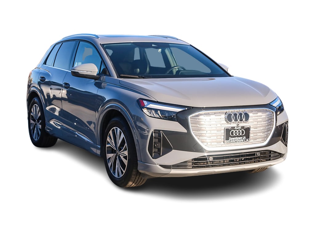 Thumbnail: 2023 Audi Q4 e-tron - 16