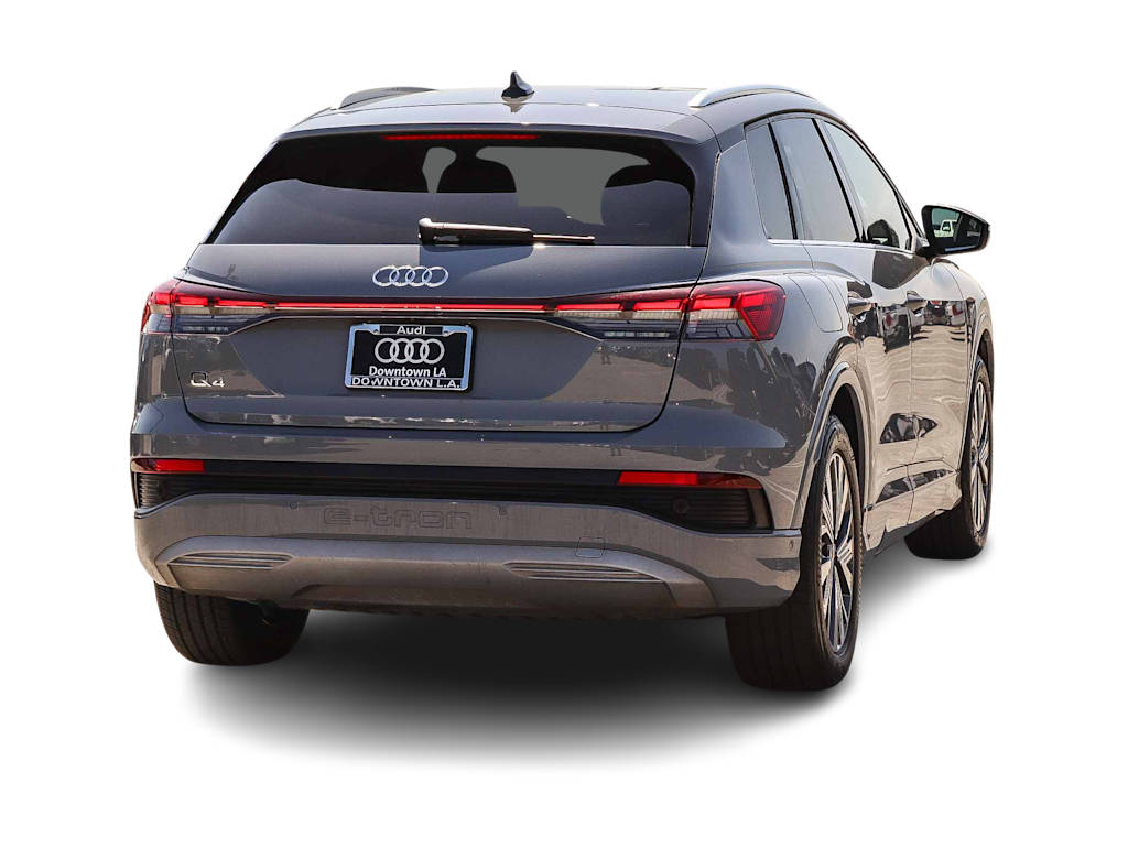 Thumbnail: 2023 Audi Q4 e-tron - 18