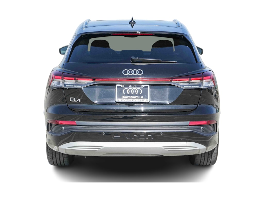 Thumbnail: 2023 Audi Q4 e-tron - 4