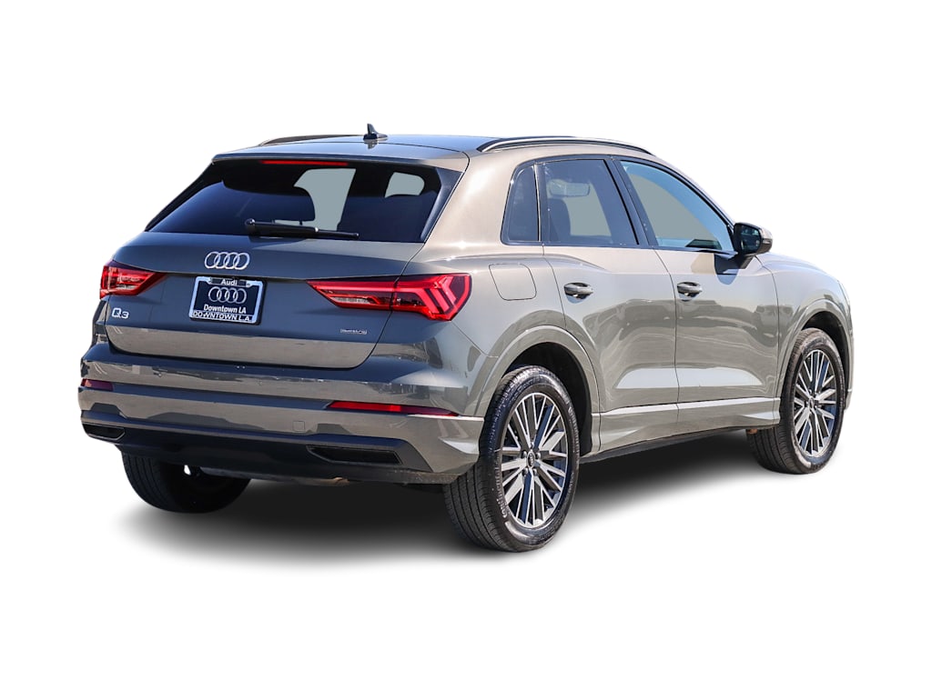 Thumbnail: 2024 Audi Q3 - 19