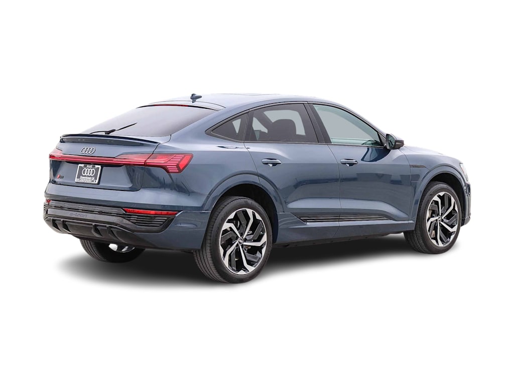 Thumbnail: 2024 Audi Q8 e-tron - 19