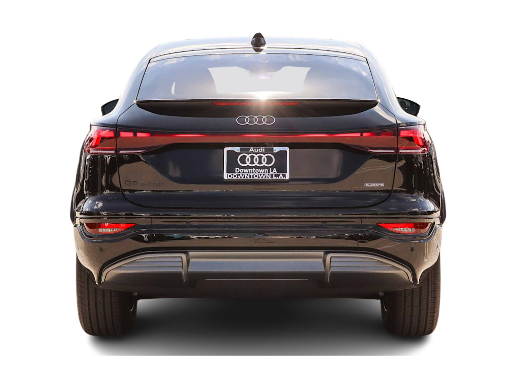 Thumbnail: 2027 Audi Q6 e-tron - 17