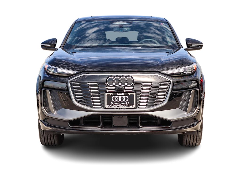 Thumbnail: 2027 Audi Q6 e-tron - 5