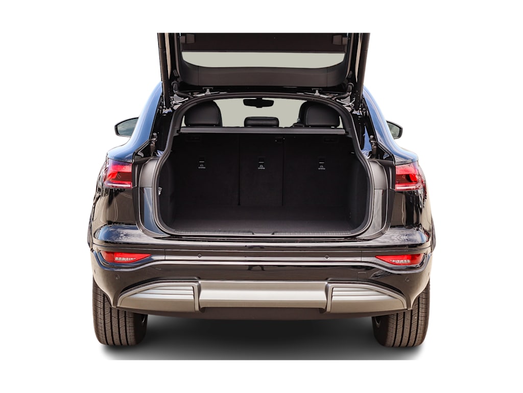 Thumbnail: 2027 Audi Q6 e-tron - 14