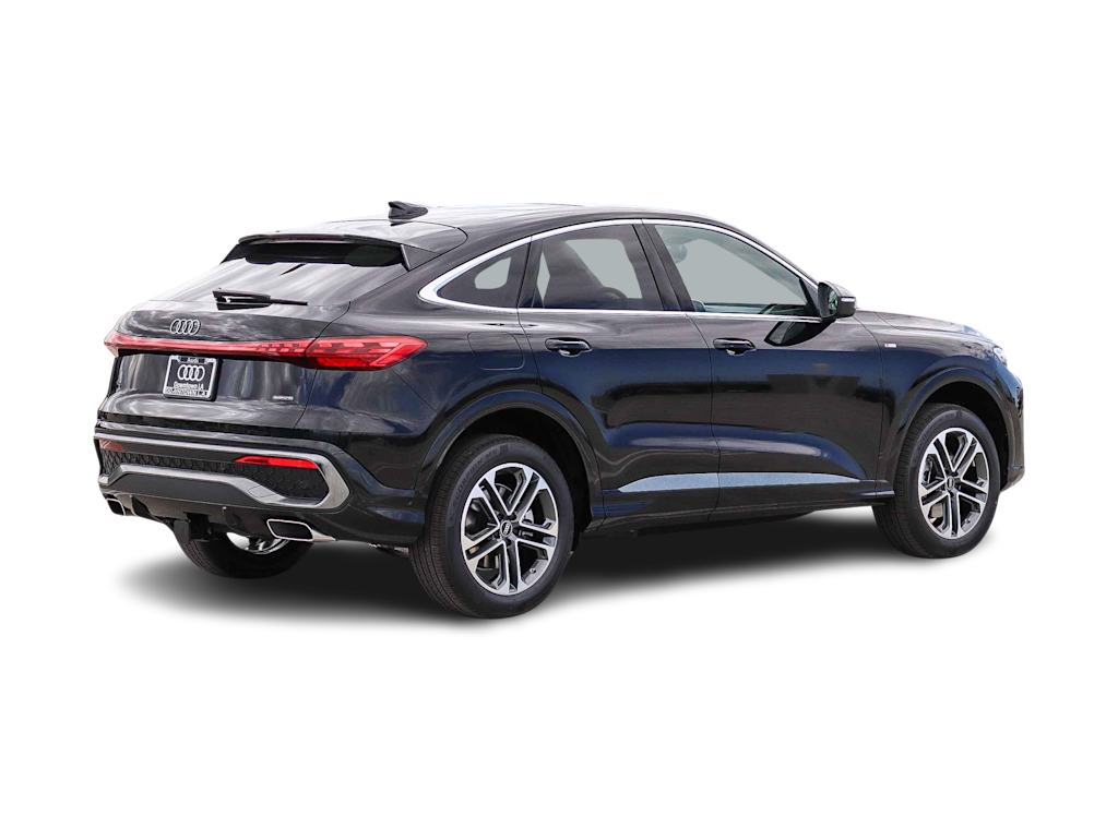 Thumbnail: 2026 Audi Q5 - 18