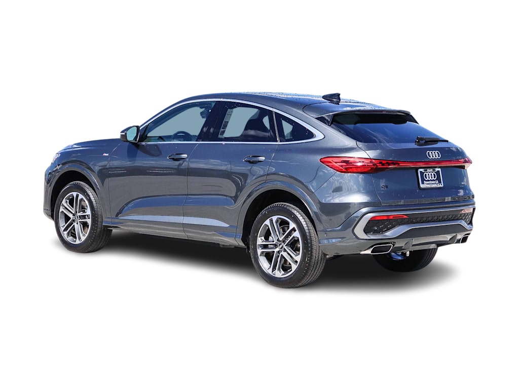 Thumbnail: 2026 Audi Q5 - 3